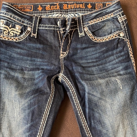 Jeans - Picture 1 of 15